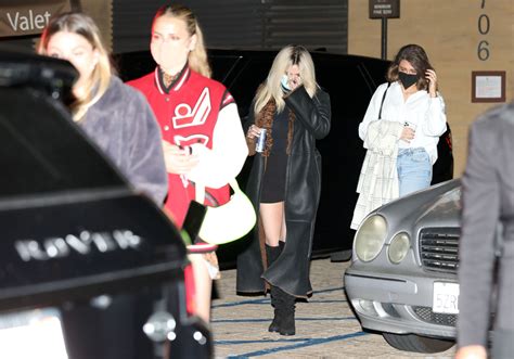 Selena Gomez Braless Leggy Hot Celebs Home