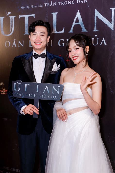 Thảm đỏ hot nhất hôm nay Midu xứng danh chiến thần hack tuổi một sao nữ gây sốc vì o ép vòng 1