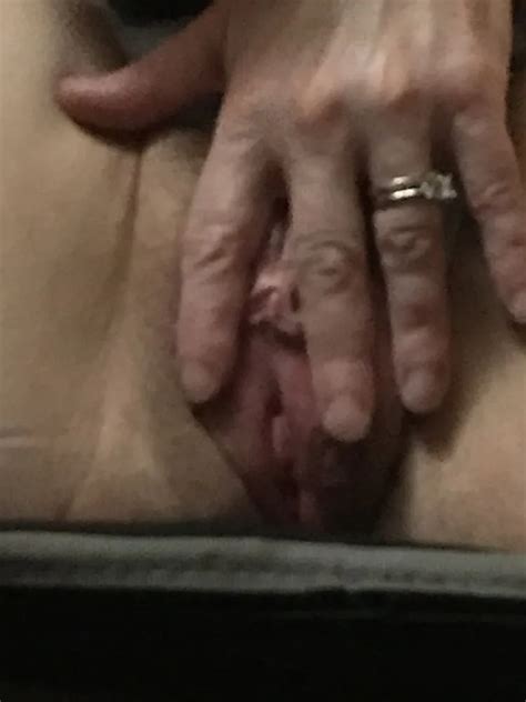 Shaved Wet Pussy Photoshoot American Milf Nude Pics Xhamster