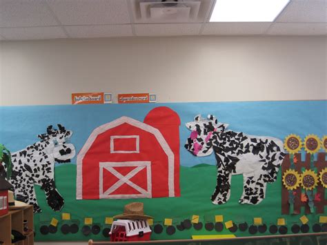 Preschool Farm Theme Bulletin Board Farm Classroom Theme Farm Theme