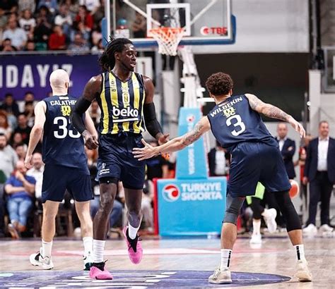 Fenerbah E Beko Anadolu Efes Ma Ne Zaman Saat Ka Ta Ve Hangi Kanalda