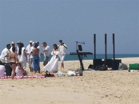 Bien qu interdit ils célèbrent un mariage sur une réserve naturelle du