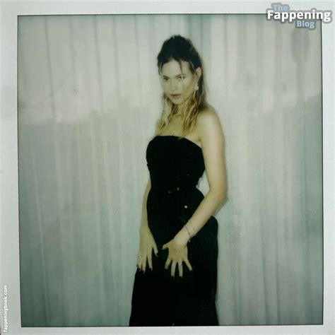 Behati Prinsloo Nude Onlyfans Leaks Fappening Fappeningbook