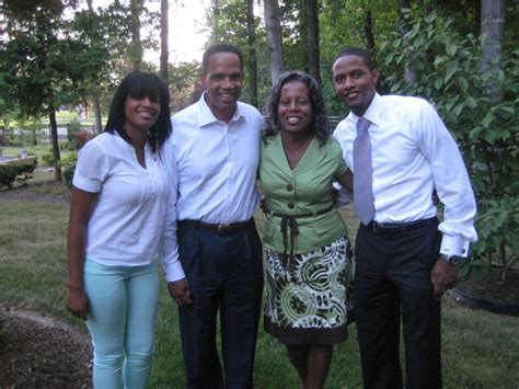 Family of Eric Garvin, Who Was Killed After Taking a Picture During ...