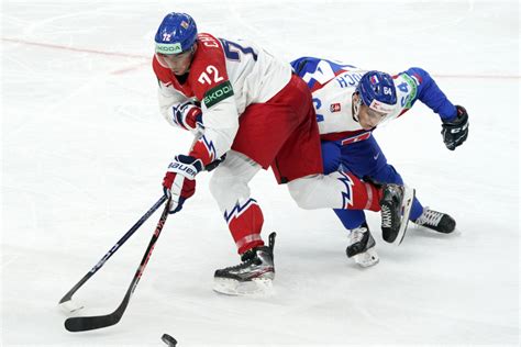 Championnat Mondial De Hockey Le Canada Blanchit La Lettonie La