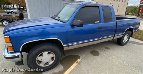 1997 Chevrolet K1500 Ext Cab Pickup Truck In Mount Vernon Mo Item