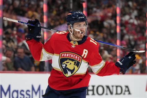 Panthers Matthew Tkachuk Out For A Week Barkov S Injury Adds