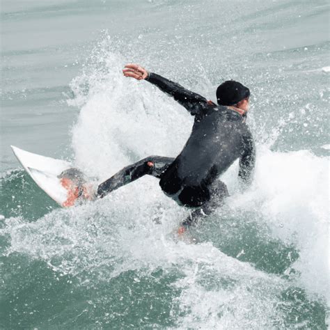 Montar las olas explorando los diferentes tipos de surf SURF ÉPICO