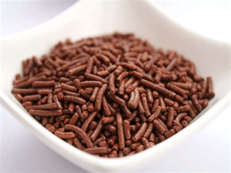 How to Make Chocolate Sprinkles at Home - Cooking Fanatic