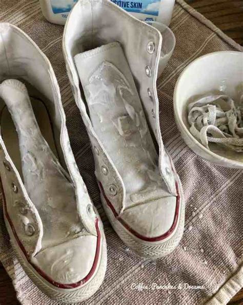 Pin On How To Clean White Converse