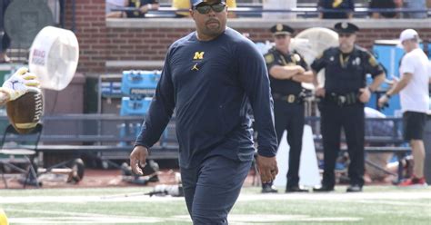 Michigan Rb Coach Mike Hart Carted Off Field Taken To Hospital After