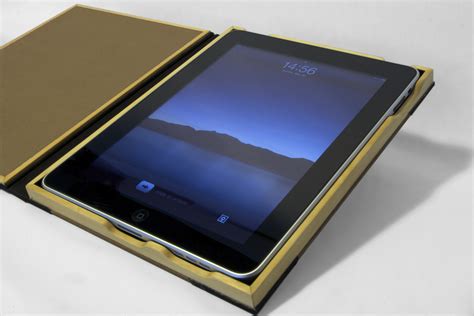 Old Book Case for iPad — David Hsu Design