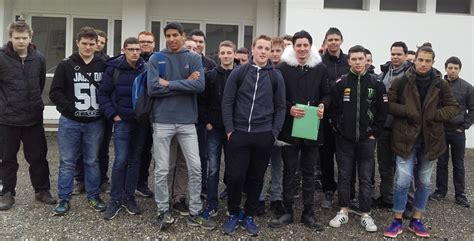 locale express Les élèves du lycée agricole Val de Drôme à un forum au