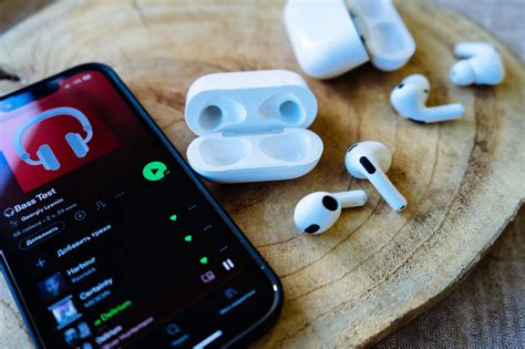 Обзор AirPods 3. Apple, а что так можно было?!