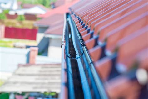 How Long Should Gutters Last A Guide For Homeowners