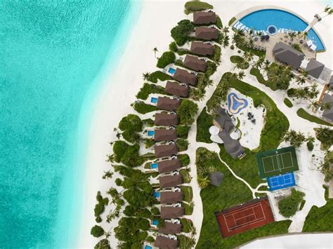 range  unique offerings avani fares maldives resort creates