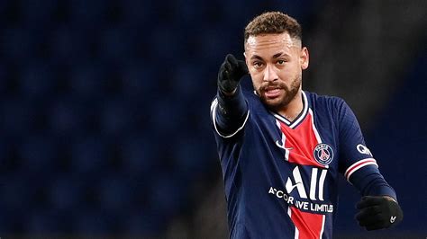 Amical Le Psg Samuse Contre Jeonbuk Motors Neymar S Offre Un Doubl