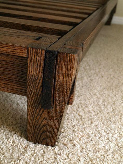 Крестовое крепление ножек кровати / Мебель / ВТОРАЯ УЛИЦА | Деревянные ...