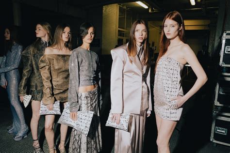 London Fashion Week Spring Summer 2023 Touching Tributes And A Rallied