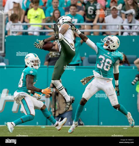 Robby Anderson Hi Res Stock Photography And Images Alamy