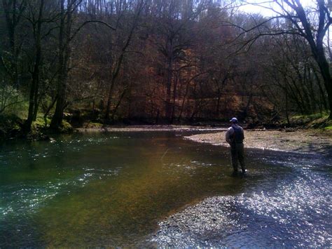 Tennessee Fly Fishing Winter Fishing On The Elk River Tn