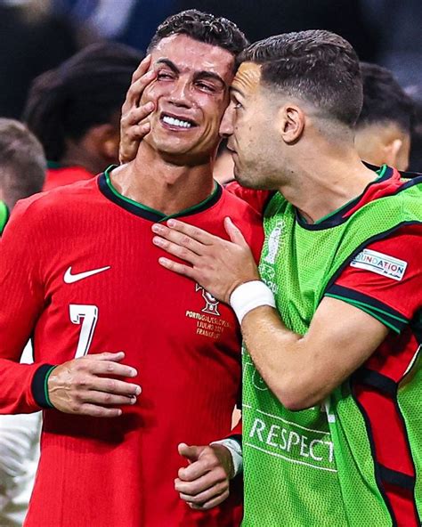 Pin by Quang Anh Phạm on Cristiano Ronaldo 7 in 2024 Cristiano