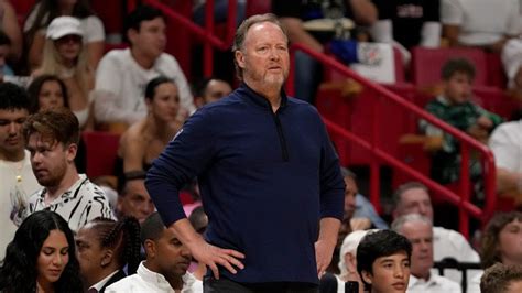 Bucks dismiss Mike Budenholzer after 5 seasons, early playoff exit ...