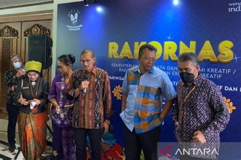 Menparekraf Batalkan Tiket Masuk TN Komodo Rp3 75 Juta ANTARA News Bali