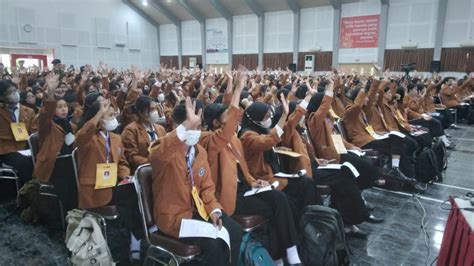 Melalui Pkkmb Unikama Sambut 785 Mahasiswa Baru Tugumalang Id