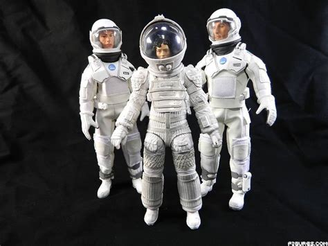 Review Neca 8 Interstellar Action Figure 2 Pack