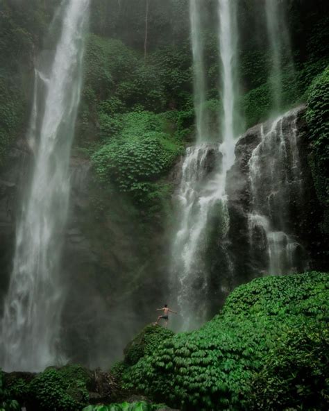 Potret Air Terjun Sekumpul Bali