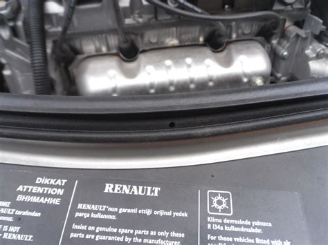 Сетка в бампер, уплотнитель под капот. — Renault Sandero 1G, 1,6 л ...