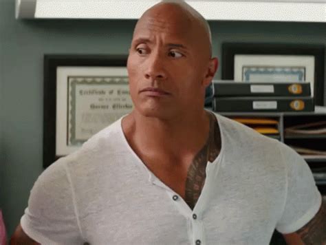 Sigh Dwayne Johnson The Rock Baywatch Temukan Bagikan