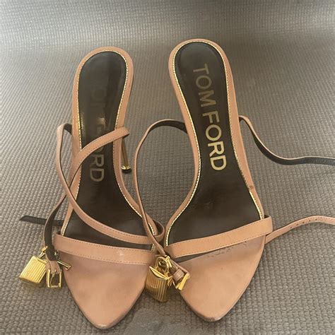 SHINY LEATHER PADLOCK POINTY NAKED SANDAL Size Depop