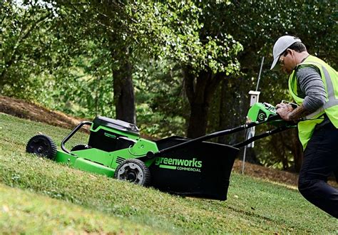 Greenworks Commercial 30 Inch Self Propelled Lawn Mower PTR