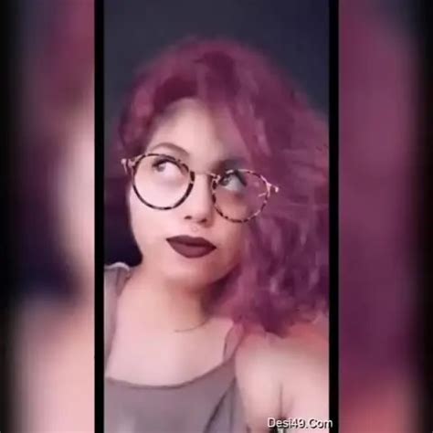 Desi Beauty Playing With Boobs And Show Pussy Video Scrolller