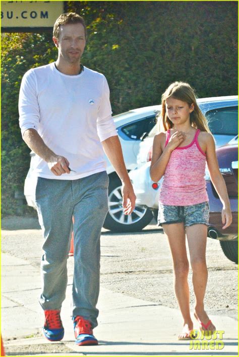 Chris Martin: Father-Daughter Day with Apple!: Photo 3040611 | Apple ...