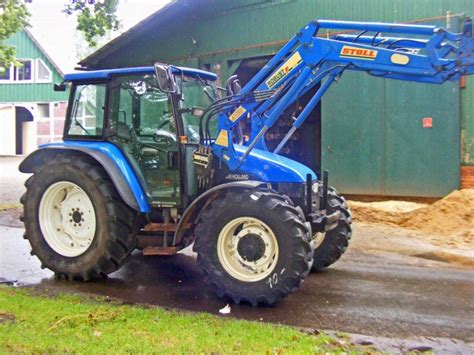 New Holland TL 100 A Frontlader Druckluft Tracteur Technikboerse