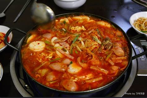 송탄부대찌개 서울 강남 논현 학동 맛집검색 식신