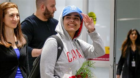 Saudi teen Rahaf Mohammed who fled abusive family embraces Canadian ...