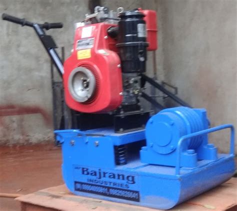 Concrete Compactor Machine With Engine For Construction Capacity 1 2