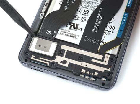 Как заменить аккумулятор Samsung Galaxy S21 - пошаговые действия с фото