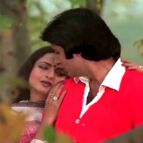 Yeh Kahan Aa Gaye Hum Silsila Song Lyrics And Music By Amitabh