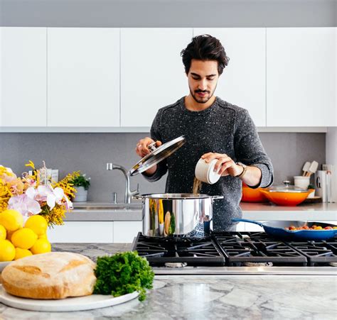 Are You Guilty of These Bad Cooking Habits? - thedancingcucumber.com