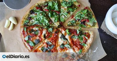 Cómo hacer una deliciosa pizza vegana con tu propia mozzarella vegetal