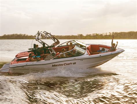 2023 MasterCraft XT23 - Power Boating Magazine