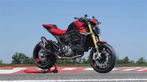 Ducati Monster Sp Motorcycle The Ultimate Naked Sportbike