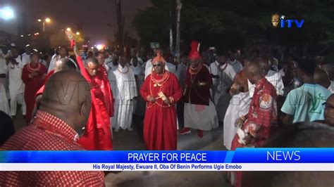 His Royal Majesty Ewuare II Oba Of Benin Performs Ugie Emobo YouTube