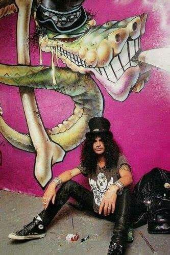 Pin By Julia Larios On Rock Pretty Men Slash Hard Rock