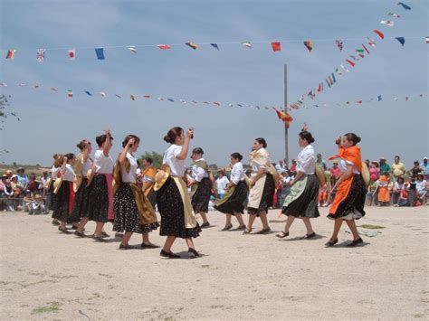 Danzas Y Bailes Más Representativos De Castilla La Mancha Portal De